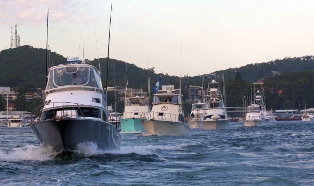 Haines Hunter MD John Haber displays a 760 prototype hull.